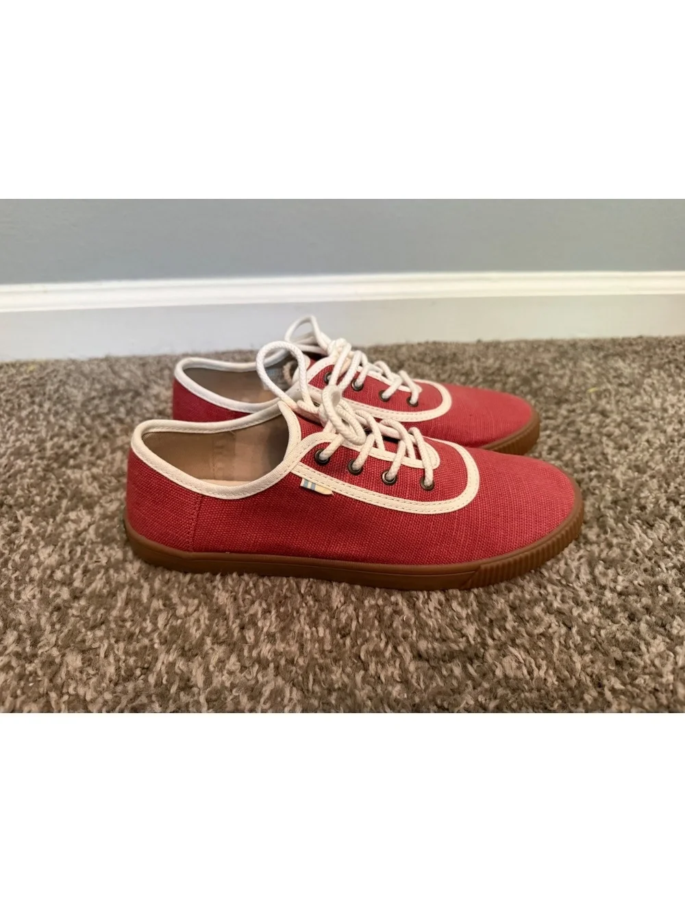 New TOMS Carmel Canvas Sneaker Women’s 6.5